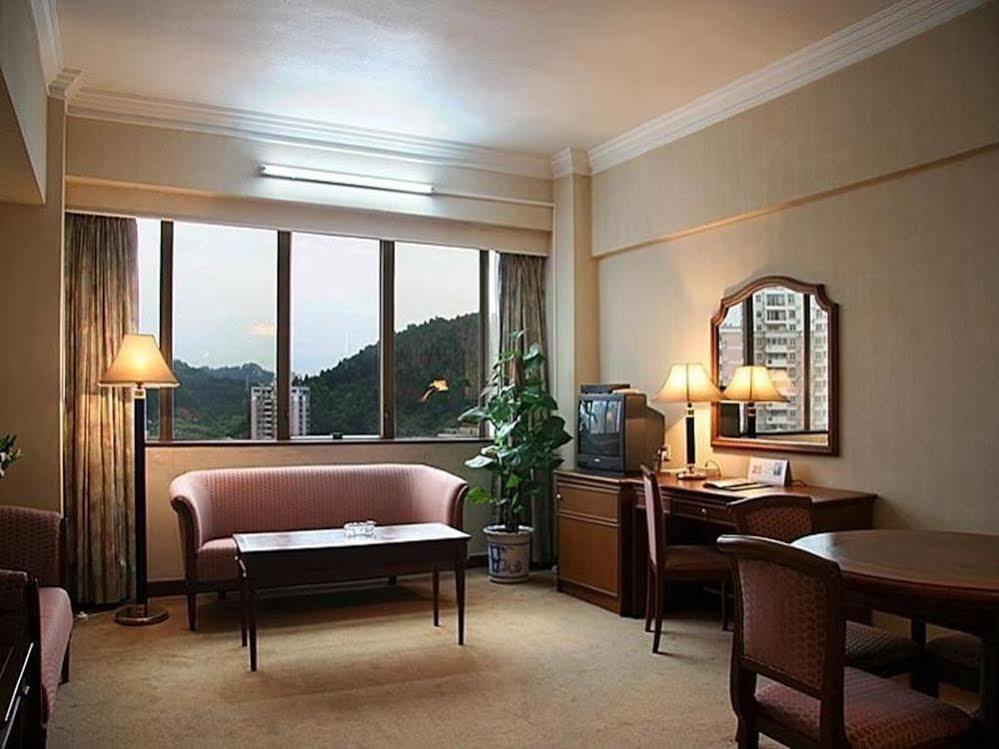 Noble Jasper Hotel Хойчжоу Экстерьер фото